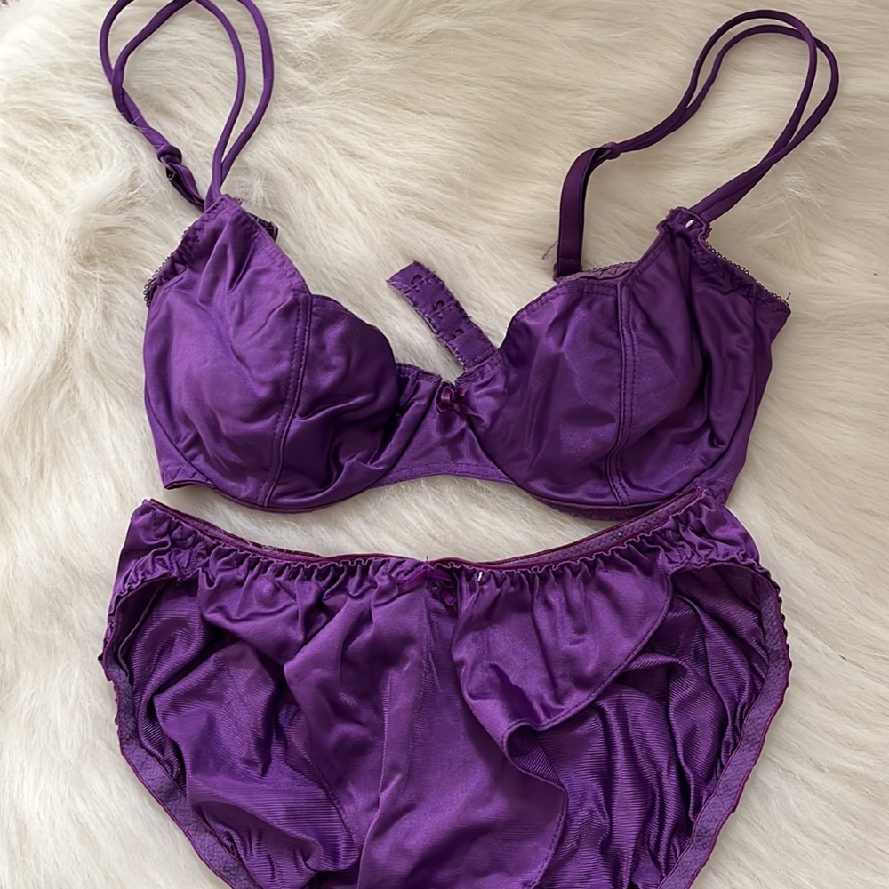 Purple set - Picture 2 of 5